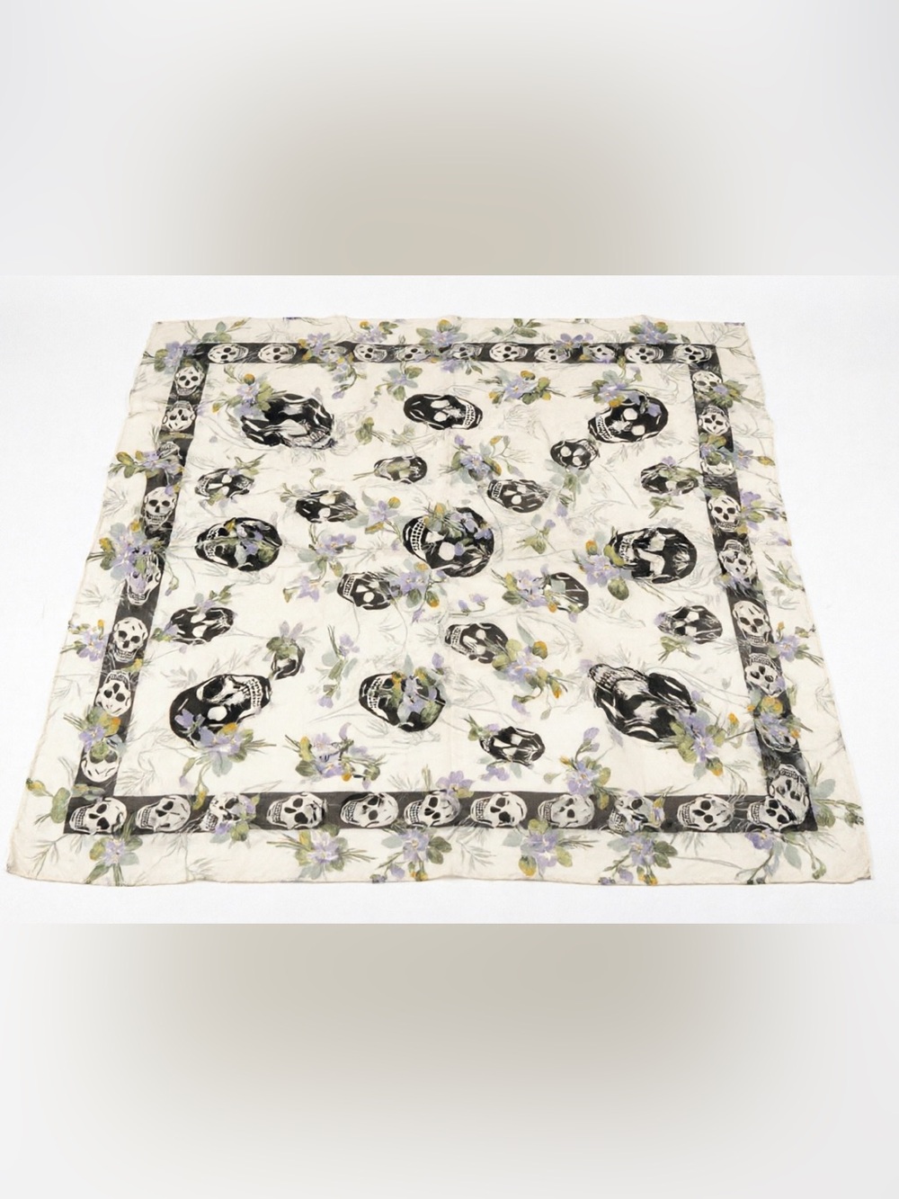 🚩Alexander McQueen Cream Scarf with Black Skulls and Lavender Floral Accents